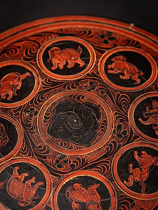 Antique Burmese lacquerware betelnut box