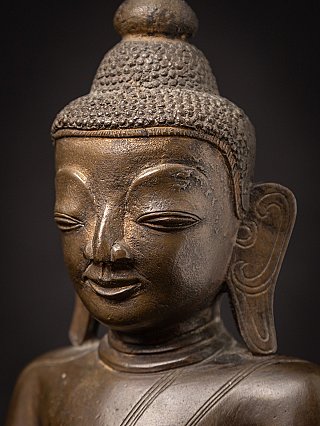 Antique bronze Burmese Shan Buddha