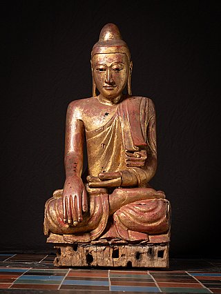 Grote antieke houten Birmese Mandalay Boeddha
