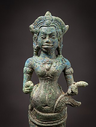Antique bronze Khmer Parvati statue