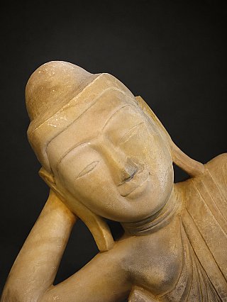 Antique reclining Buddha