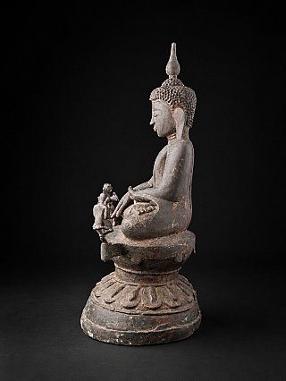 Gans besonderes bronze Ava Buddha Figur