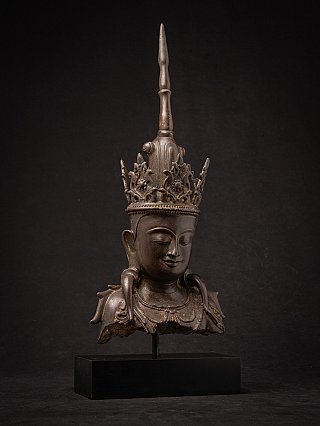 Burmese bronze Buddha head, three-quarter right view with crown and chest ornament