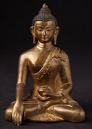 Nepalesische Buddha-Statue aus Bronze, sitzend in Bhūmisparśa-Mudrā, Frontalansicht
