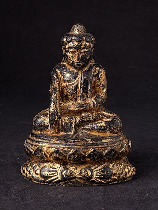 Hölzerne Lotus-Buddha-Statue aus Myanmar, Bhumisparsha-Mudra, Frontalansicht auf Lotussockel