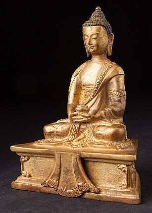 Old bronze Buddha statue