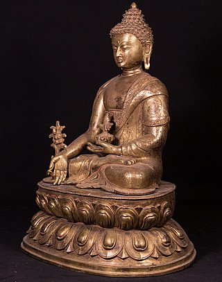 Bronze-Statue des Medizin-Buddha aus Nepal, Dreiviertelansicht von links