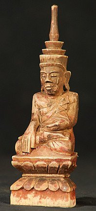 Antique wooden Shan Buddha statue