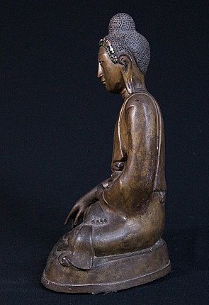 Antieke bronzen Mandalay Boeddha