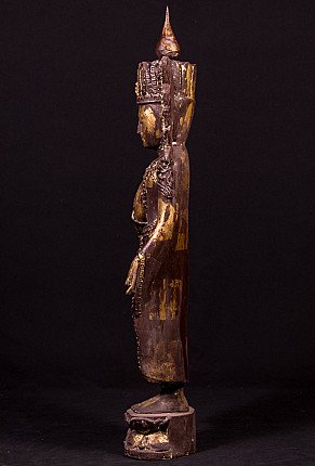 Alte holzerne Kronen Buddha Figur