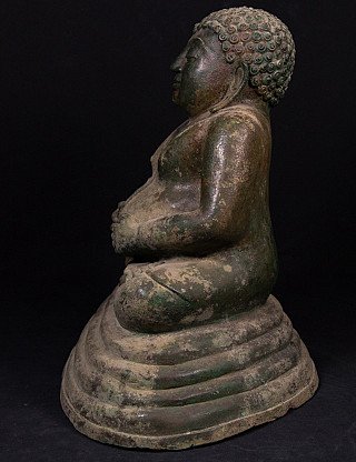 Old statue of Phra Sangkachai