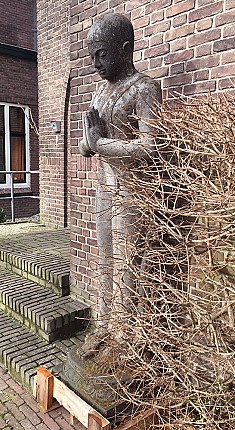 Grosse Lavastein Monch Figur