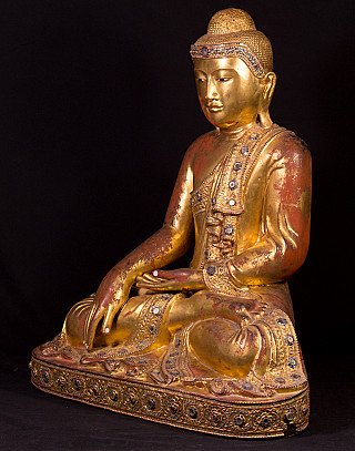 Mandalay-Buddha-Statue aus Myanmar aus Holz, sitzend, Dreiviertelansicht links