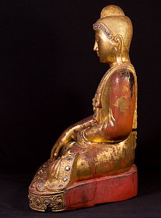 Grosse antieke Mandalay Buddha Figur