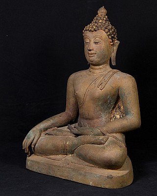 Old bronze Thai Buddha statue