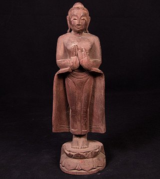 Houten staande Boeddha uit Birma op lotussokkel, vooraanzicht met dharmachakra mudra