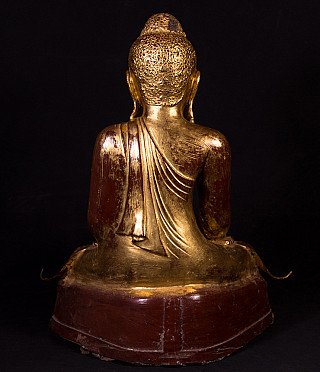 Mandalay Buddha statue from Burma (Myanmar) in bronze, rear view with robe folds