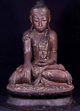Buddha statue in Mandalay style from Burma (Myanmar), seated in bhumisparsha mudra, front view