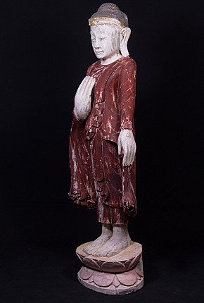 Alte stehende Mandalay Buddha Figur