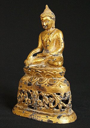 Sitzende Buddha-Statue aus Bronze im Pagan-Stil, Myanmar, Dreiviertelansicht links