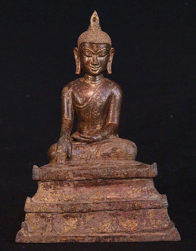 Original Pagan period Buddha