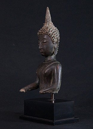 Antique Thai Buddha head statue