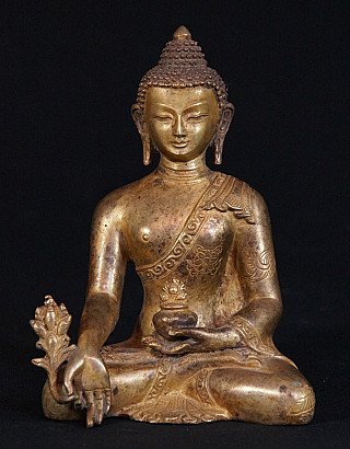 Nepalische Medizin-Buddha-Statue, sitzend in Frontalansicht mit Schale in der Hand und graviertem Gewand