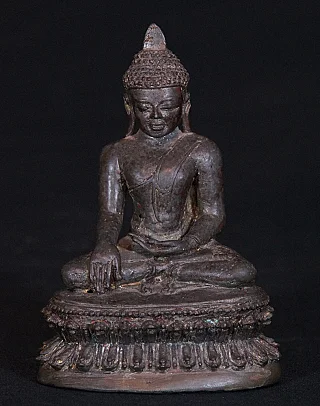 Arakan-Buddha-Statue aus Bronze aus Myanmar, sitzend in Bhūmisparśa-Mudrā, Frontalansicht