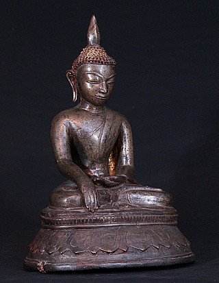 Toungoo bronze Buddha statue, three-quarter right view with bhumisparsha mudra