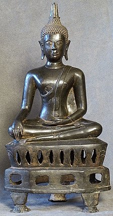 Thai bronze Buddha statue seated in bhumisparsha mudra, full front view on pierced base