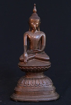 Bronze-Buddha-Statue der Shan aus Burma (Myanmar), sitzend auf hohem Sockel, Frontalansicht