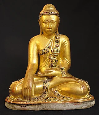 Marmor-Buddha-Statue aus Myanmar, Mandalay-Stil, sitzend in Bhumisparsha-Mudra, Frontansicht